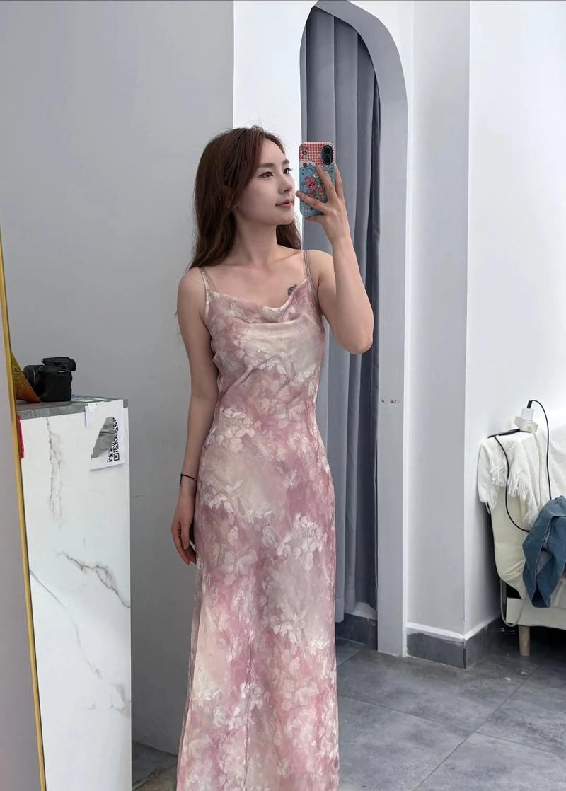 直播带货翡翠玉石陷阱：低价天然多是合成仿品，消费者如何避坑？